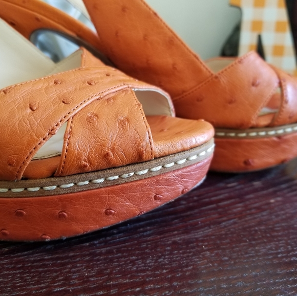 Prada ostrich  platform heels sz 37.5 - Picture 3 of 16